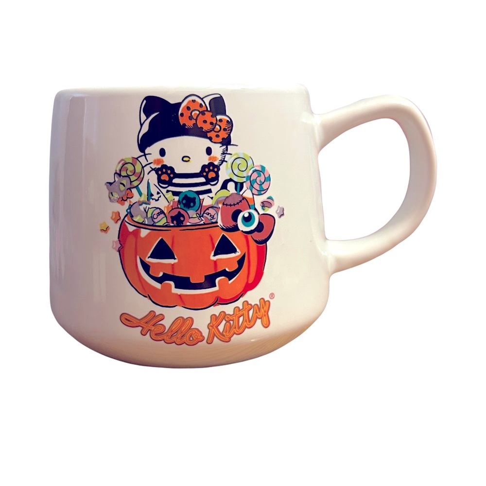 Hello Kitty by Sanrio mug. 18 oz.